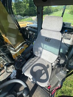 Kolové rypadlo CAT 314F - 6