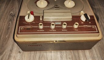 Prodám kotoučový magnetofon Philips - 6