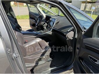RENAULT Espace V dCi 160 INITIALE PARIS 7 míst 09/2017 - 6