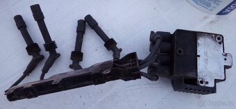 Zapalovací cívka z vozu Opel Astra G 1,6 - 6