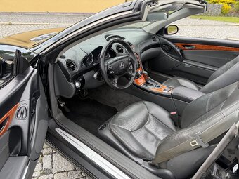 Mercedes-Benz SL 500 (225 kW), r.v. 2002 – perfektní stav - 6
