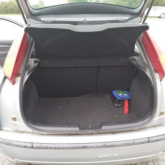 FORD Focus 1.6 benzin, 2002, 132.344 km - 6