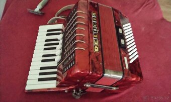 Prodám akordeon delicie junior 72 basů 3 hlas - 6