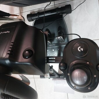 Volant Logitech G920, pedály, stojan, řadící páka, DOKLAD - 6