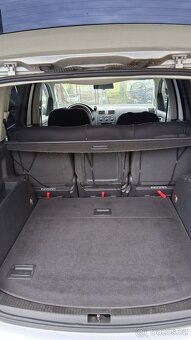 Volkswagen Touran - 6