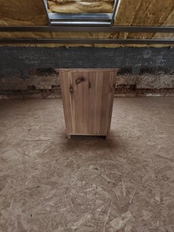 Rustikální skříňka - 6