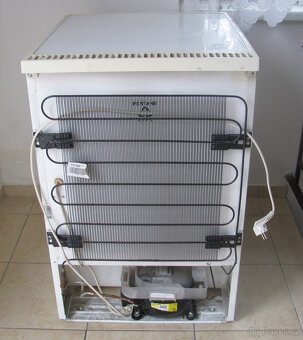 CHLADNIČKA S MRAZNIČKOU ELECTROLUX - A+ - 85cm - 6