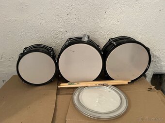 Buben na fandění - 6