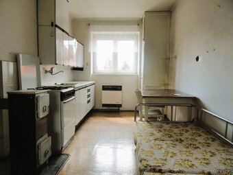 Prodej bytu 2+1, 56 m2 - Beroun-Město, ev.č. 00054 - 6