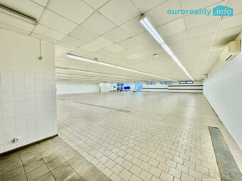 Pronájem, obchodní prostor 1200 m2, Kraslice, 5. Května - 6