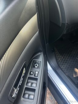 Mitsubishi outlander - 6