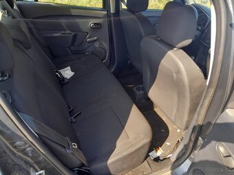 Dacia Sandero 0,9 tCe - 6