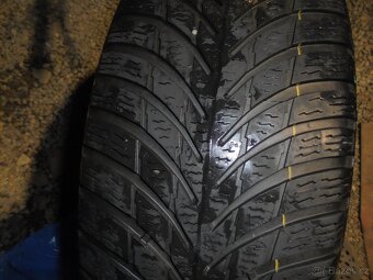 Zimní pneu 225/60R-18 - 6