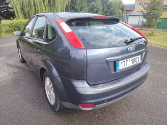 Prodám Ford Focus 1.6TDCI 66Kw r.v.2006 - 6