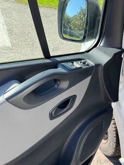 Renault Trafic, 1.6 dCi, L2H1 6 míst, Kombi - 6