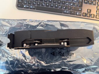 MSI NVIDIA GeForce RTX 5070 12G SHADOW 2X OC - 6