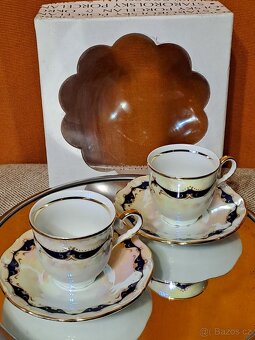 Přátelská porcelánová souprava, značeno MZ Stará Role - 6