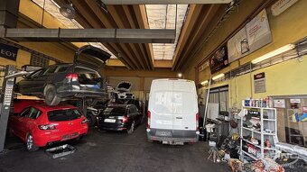 Pronájem vybaveného autoservisu, plocha 425 m2, Praha -Uhřín - 6