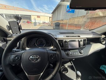 Toyota RAV4 (XA4) 2.2, 110 kW, Naftový, 4x4 - 6