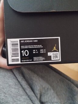Jordan Lakers - 6