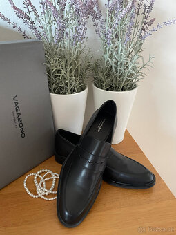 Černé kožené mokasíny loafers Vagabond, vel. 39 - 6