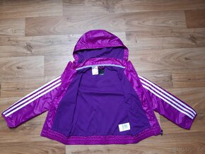 přechodová bunda Adidas na 7-8 let a čepice Adidas - 6