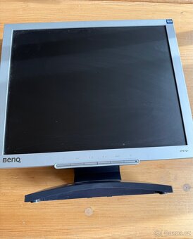 HP Compaq + příslušenství - 6