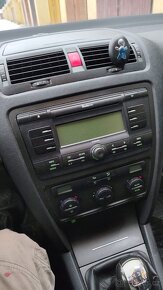 Škoda Octavia II 1.9 TDI 77 KW - 6