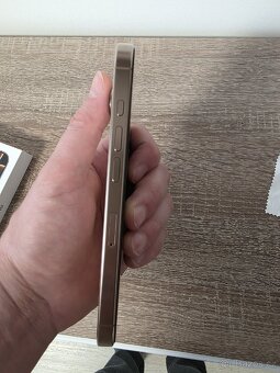Iphone 16pro 256gb pouštní titan - 6