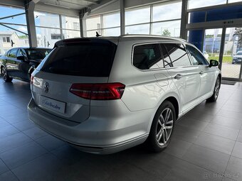Volkswagen Passat 2,0 TDI 110kW,SERVISKA,DSG - 6