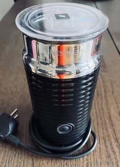 Kávovar Nespresso Vertuo Next D, Aeroccino plus 60 kapslí - 6