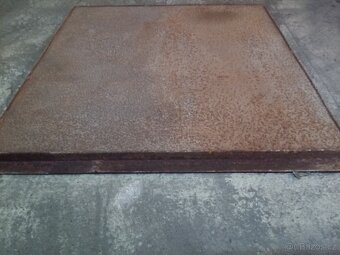 Prodám použitý plechový poklop zesílený 100,5cm x 100,5cm, - 6