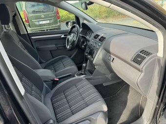 Volkswagen Touran - 6