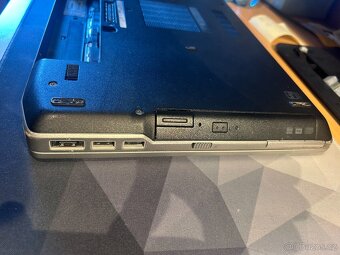 Dell Latitude E6420 - 6