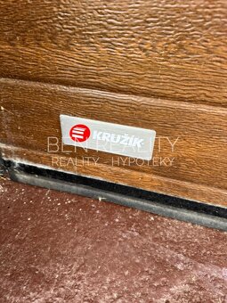 Exklusivní prodej - velká pěkná garáž 21m2 Holešov Za Cukrov - 6