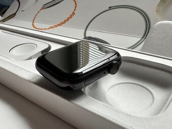Apple Watch 6 44mm Space Gray Aluminium Case - 6