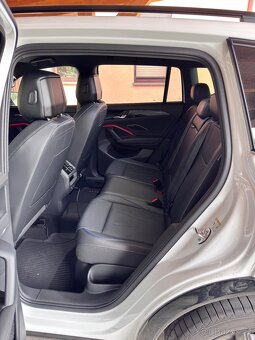 VW Tiguan R-Line 1.5 TSI Plug-in hybrid 200 KW - 6