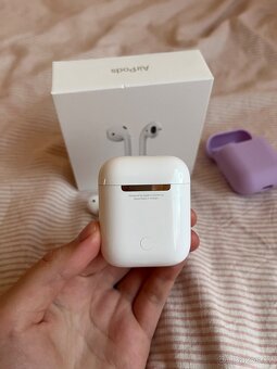 Prodej Apple AirPods generace 1 - 6