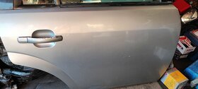Ford Mondeo mk3 , dveře 4 ks, kapota , barva šedostříbrná 72 - 6