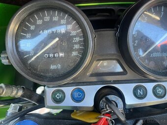Kawasaki ZRX 1200 R - 6