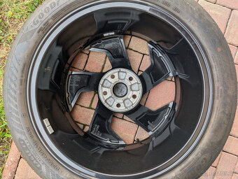 Alu kola letní 235/45 R18 Trisuli - 6