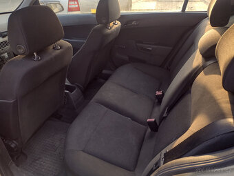 Opel Astra H - 6