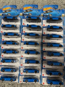 Hot Wheels Porsche 911 GT3 - 6