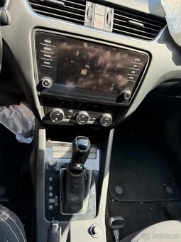 Škoda Octavia III 1.4 TSI 110kw DSG ČR 67 000km 1.majitel - 6