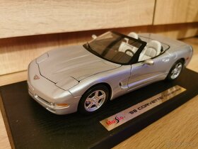 Chevrolet Corvette Maisto 1:18 - 6