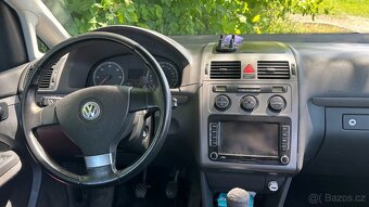 VW Touran 2.0 TDi 2008 103kw - 6