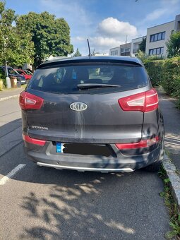 Kia Sportage 2.0 CRDi, 100 kW, 4x4, 2010 - 6