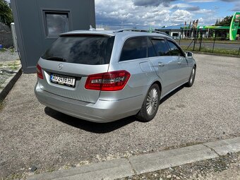 Mercedes-Benz E 220 2011 - 6