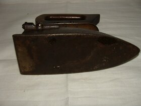 stará žehlička - 6