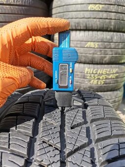 ZIMNI PNEU Barum 205/60/16  7mm  2019r 4KS - 6